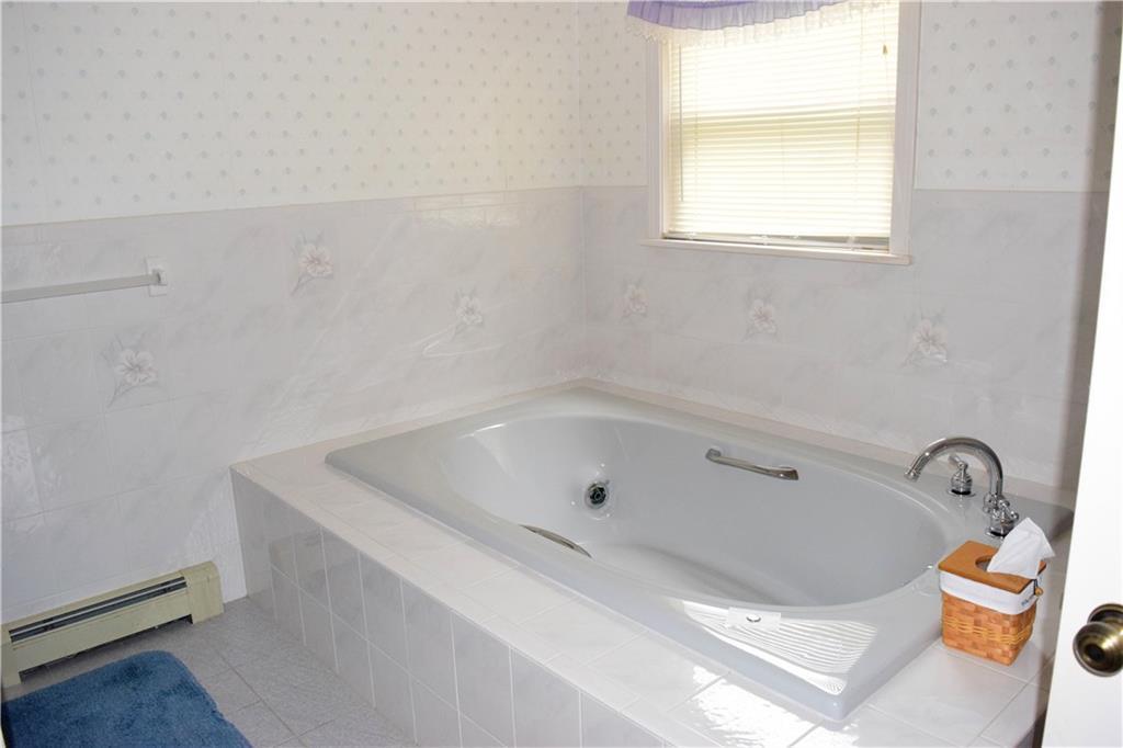 352 Chadbourne Ridge Road North Waterboro, ME 04061 - Photo 25 of 33 Photo