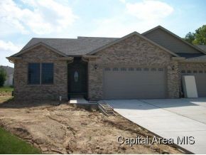 3412 Mackinaw Springfield, IL 62711 - Photo 1 of 8