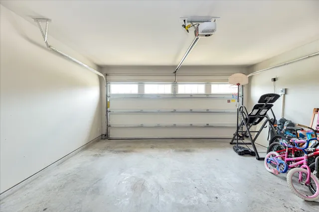 $2,000 | 1625 City Nights Way, Houston, TX 77047