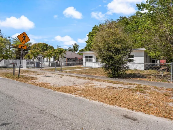 $519,900 | 120 Seaman Avenue, Opa-Locka, FL 33054
