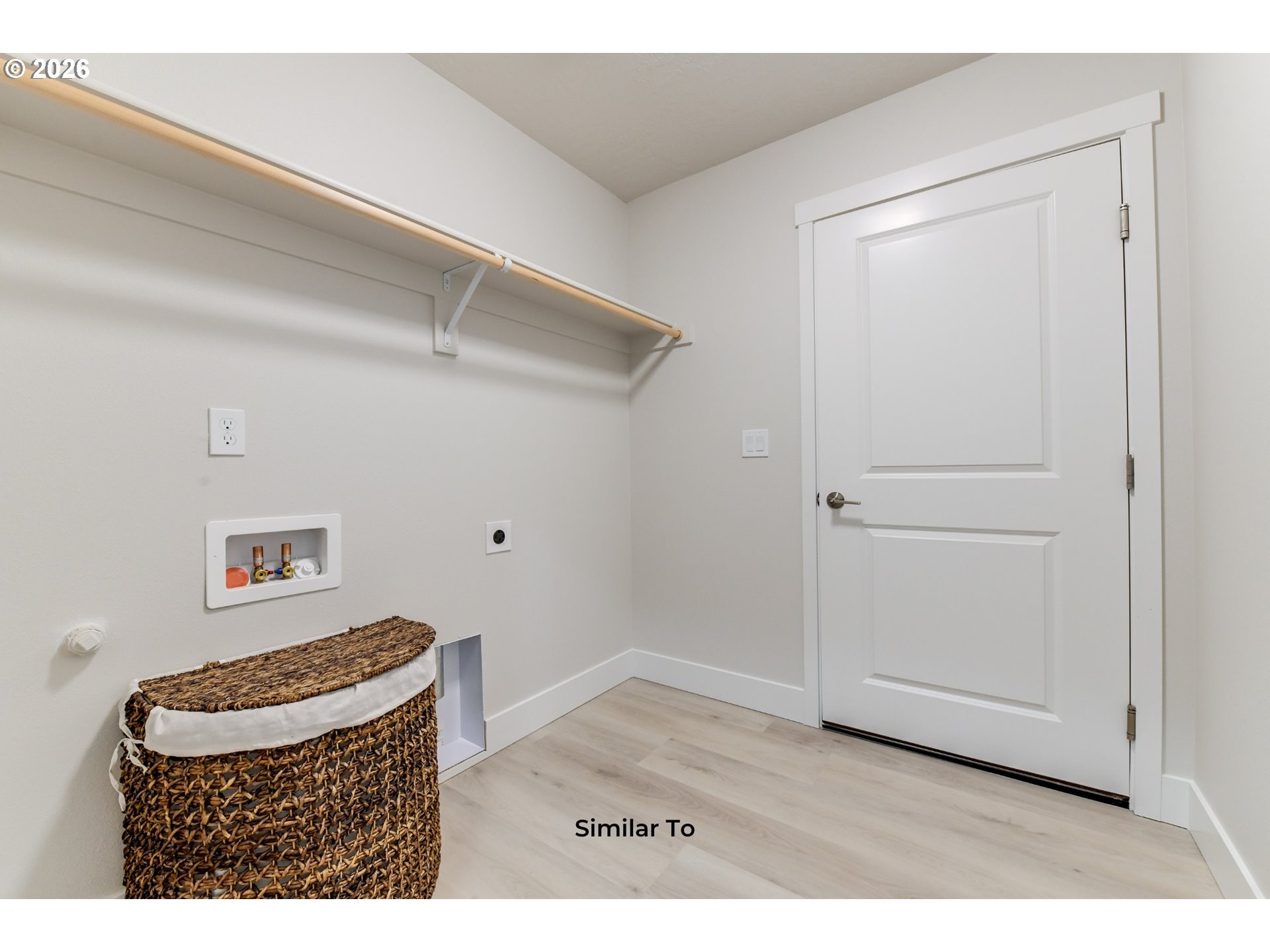 227 Southwest Goldfinch Lane Boardman, OR 97818 - Photo 21 of 28 a view of an empty room