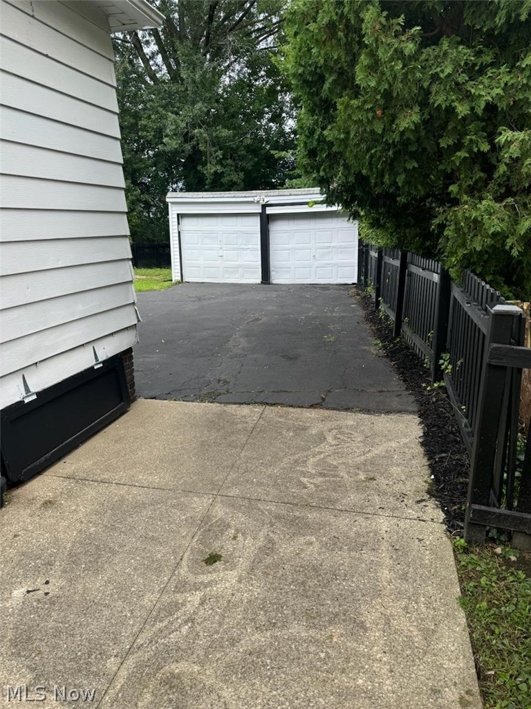 3923 Orchard Road Cleveland Heights, OH 44121 - Photo 16 of 36 Gallery Image 16