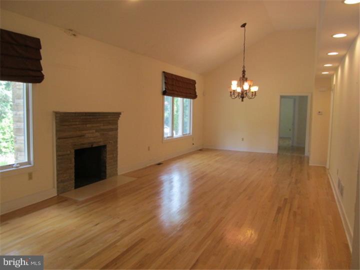 270 State Road Princeton, NJ 08540 - Photo 9 of 24 Living Room