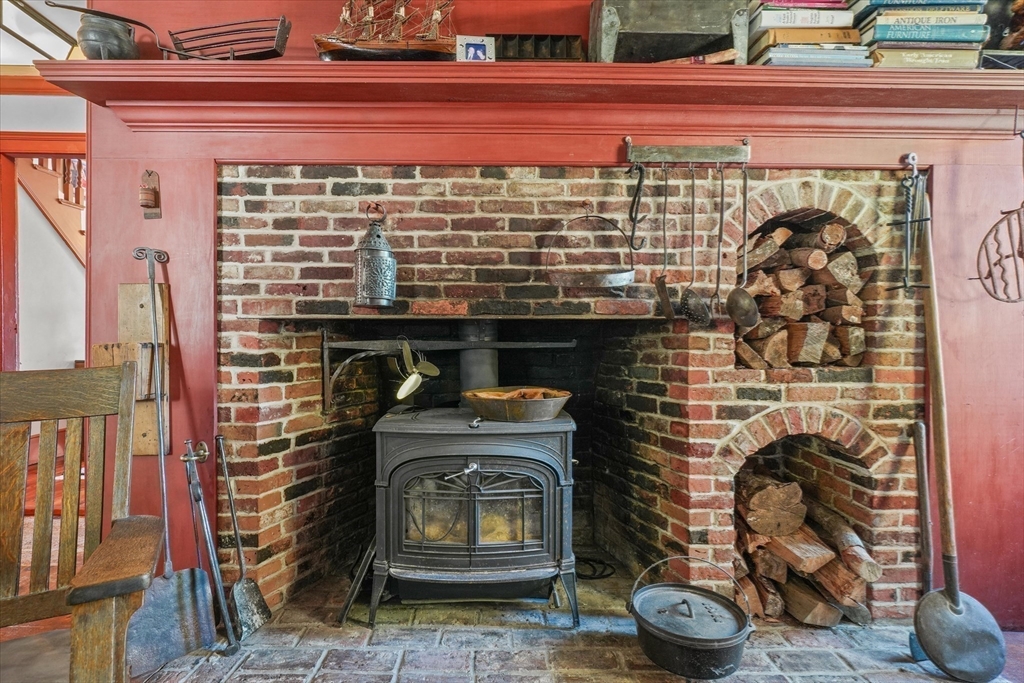 21 Sturbridge Road Brimfield, MA 01010 - Photo 10 of 41