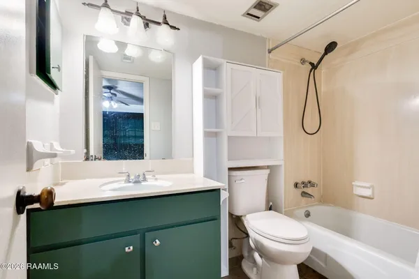 $150,000 | 3121 Johnston Street, Unit 202, Lafayette, LA 70503