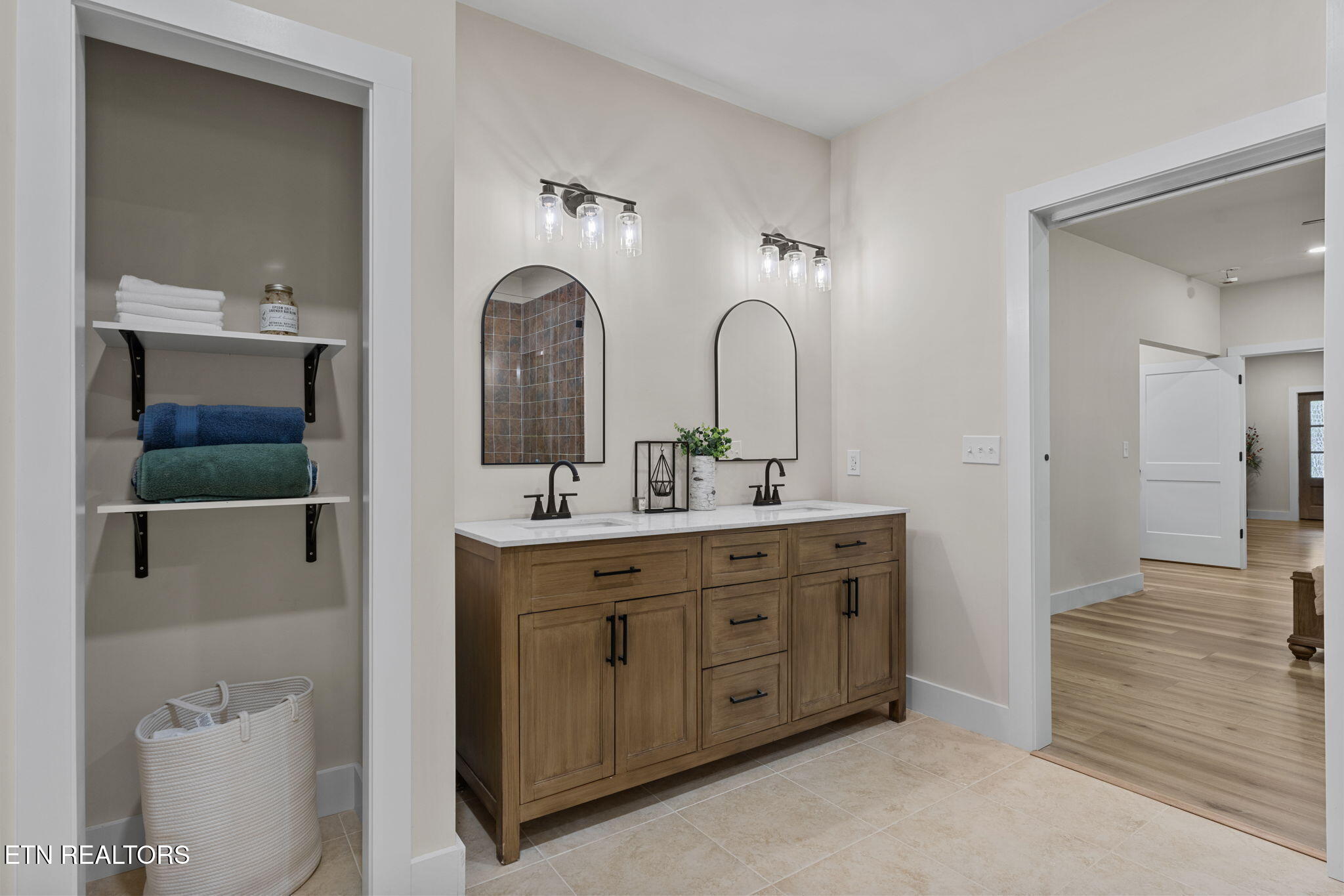 653 Briar Road Soddy-Daisy, TN 37379 - Photo 26 of 50 Owner's Bath