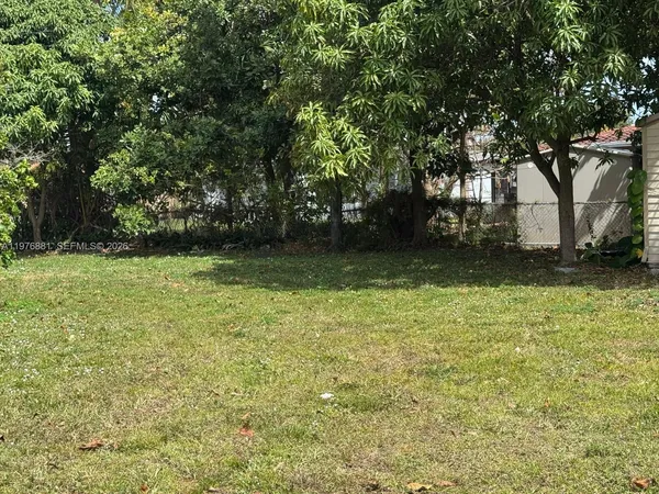 a view of a green yard