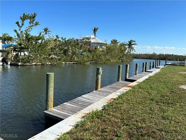 $775,000 | 7711 Bocilla Lane, Bokeelia, FL 33922