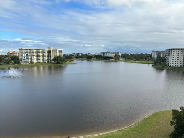 $2,000 | 3091 North Course Drive, Unit 705, Pompano Beach, FL 33069