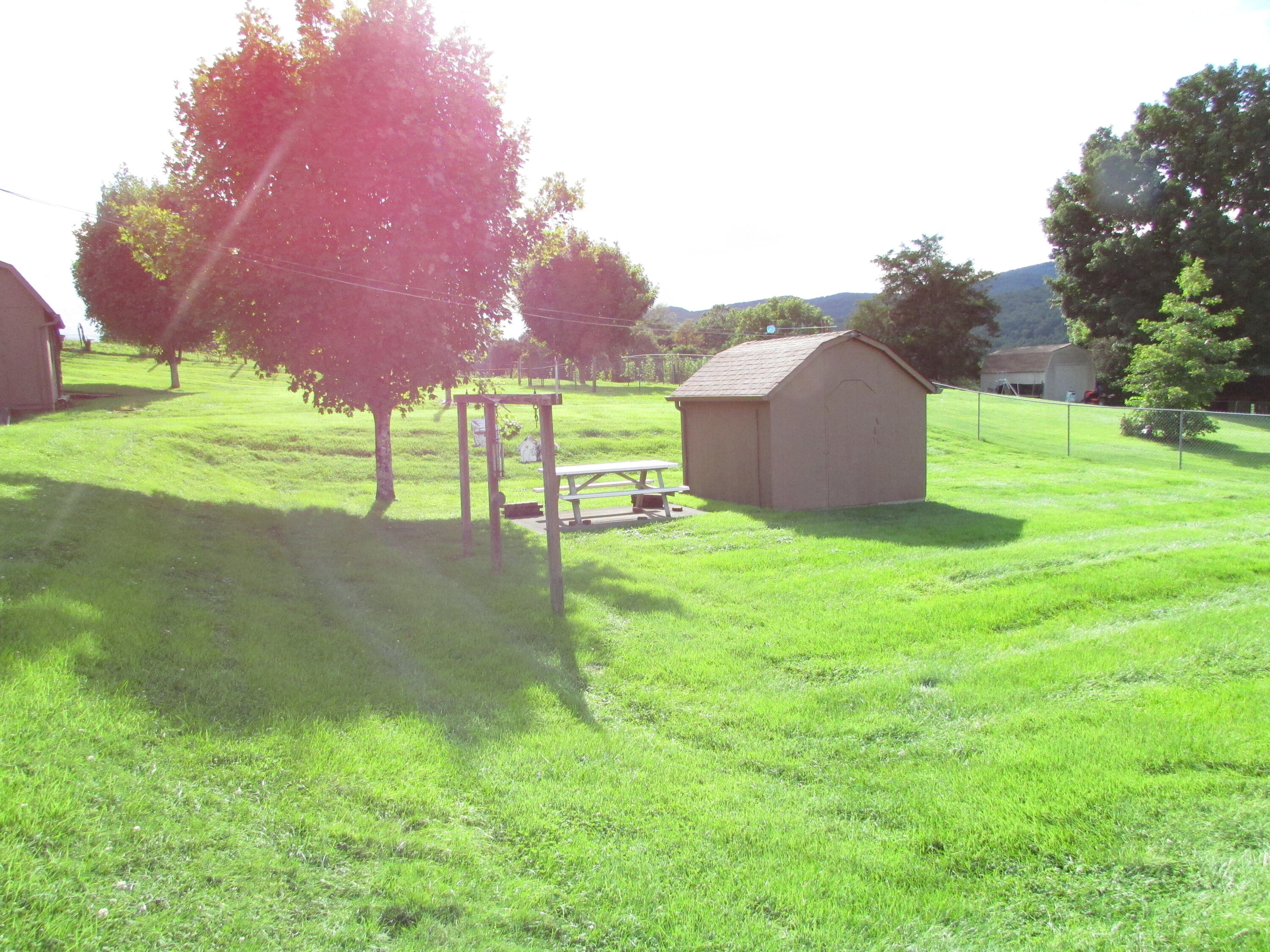 146 Unaka Subdivision Road Elizabethton, TN 37643 - Photo 14 of 43 130 Unaka Subdivision Road, Elizabethton
