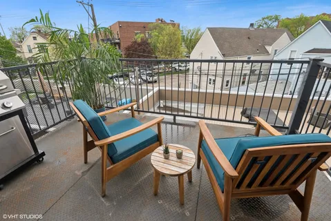$585,000 | 3209 North Elston Avenue, Unit 3N, Chicago, IL 60618