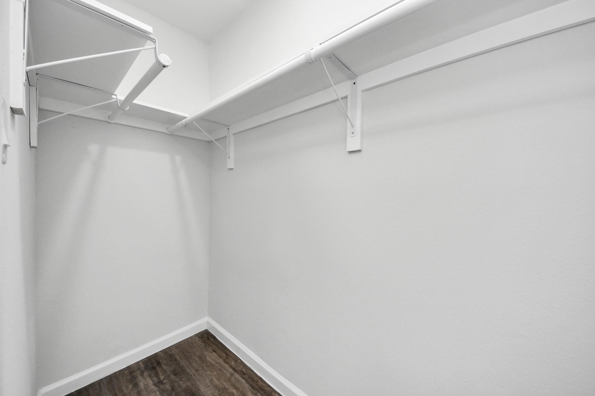 6511 Mohawk Street Houston, TX 77016 - Photo 19 of 32 Primary Closet