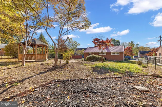 $2,100 | 533 East Park Street, Elizabethtown, PA 17022