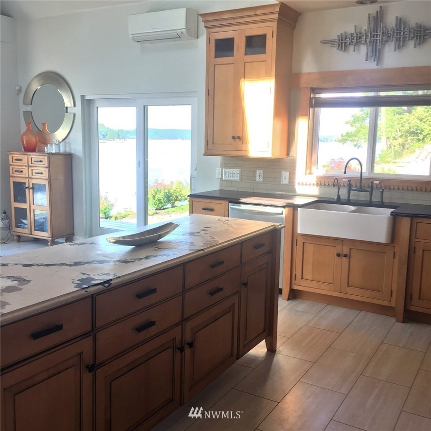 261 Stretch Island Road North Grapeview, WA 98546 - Photo 8 of 24 Gallery Image 8