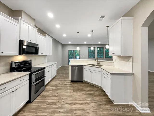 $695,000 | 2009 Trindle Vine Lane, Waxhaw, NC 28173