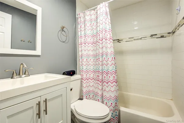 $779,000 | 1031 Jefferson Street, Baldwin, NY 11510