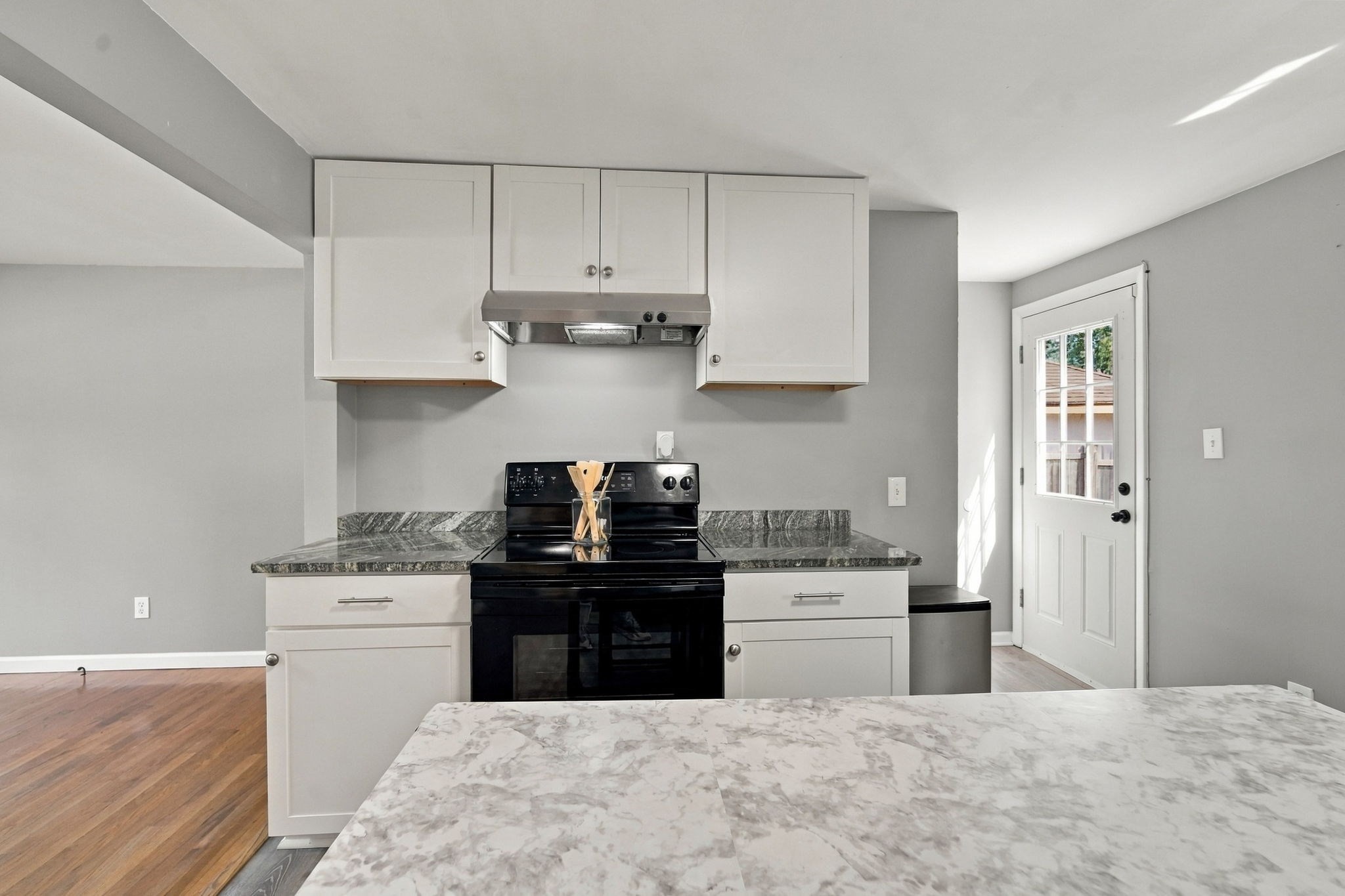 53 Silver Street Springfield, MA 01107 - Photo 12 of 31 Gallery Image 12
