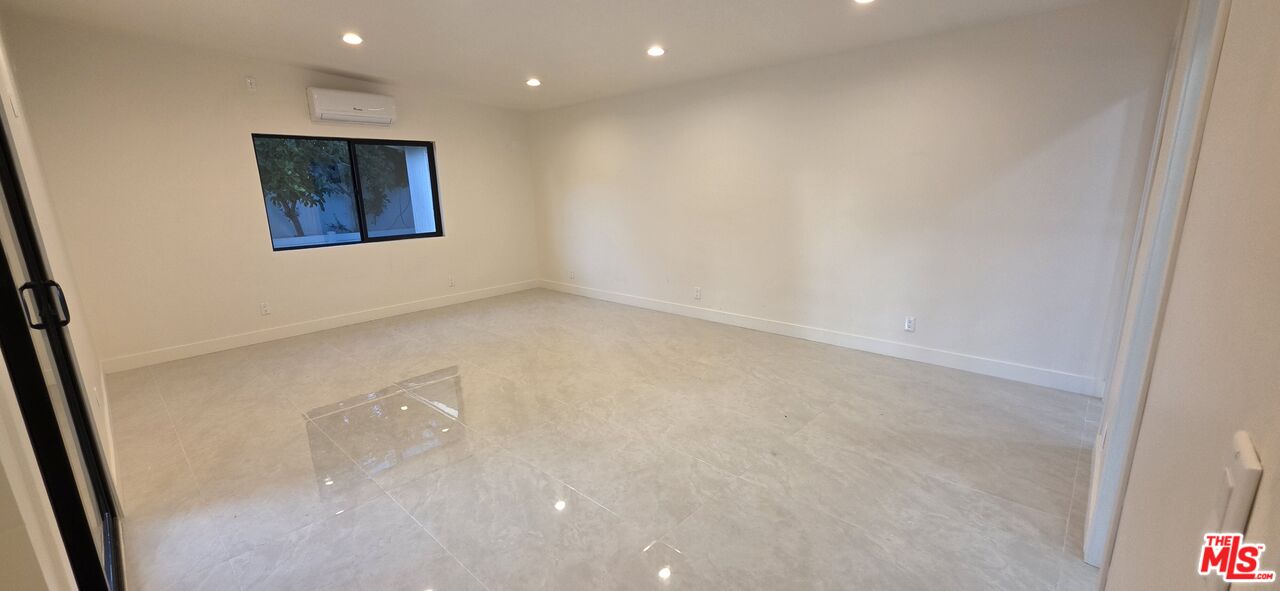 18745 Lull Street Reseda, CA 91335 - Photo 9 of 19