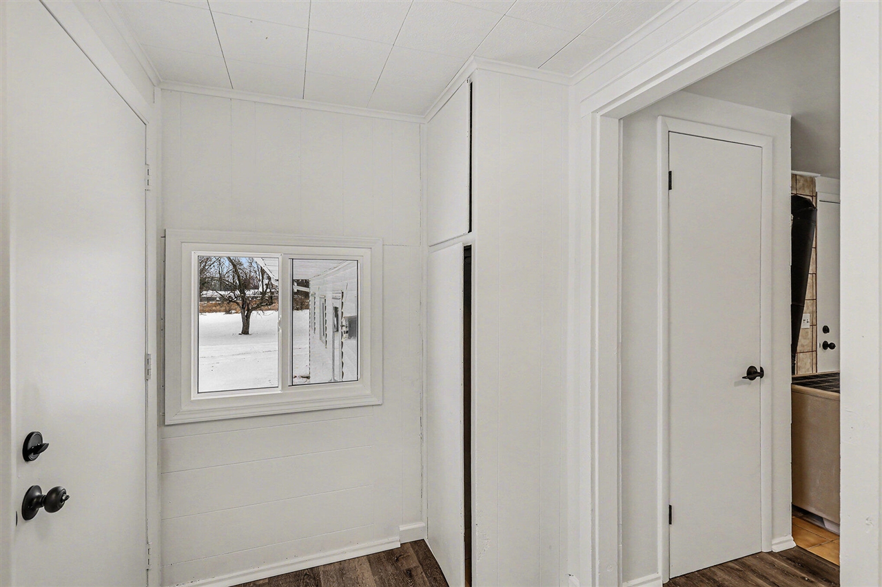 9700 Fenner Road Perry, MI 48872 - Photo 23 of 31