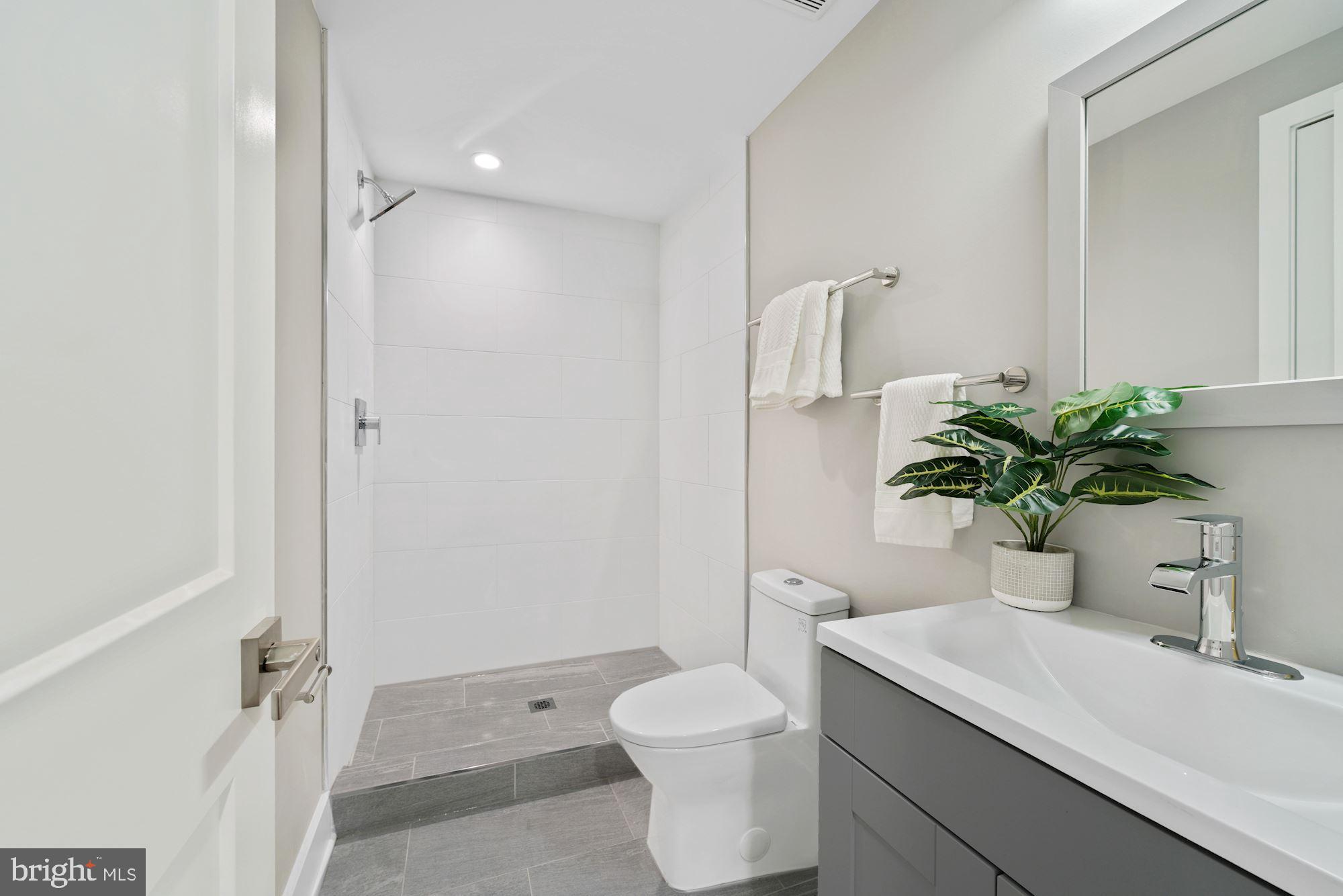 1518 Ridge Place Southeast Washington, DC 20020 - Photo 13 of 18 Gallery Image 13