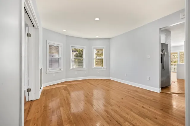 $4,500 | 1004 South Street, Unit 2, Boston, MA 02131