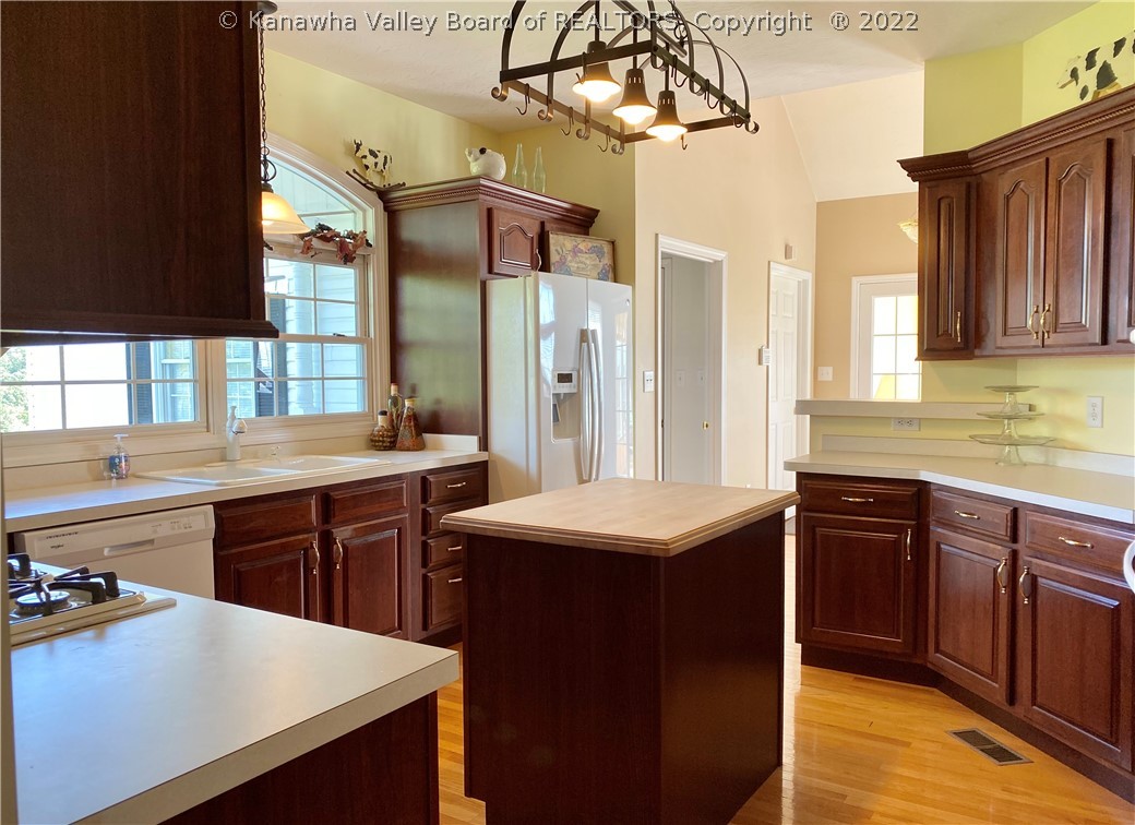 65 Cavender Drive Ripley, WV 25271 - Photo 9 of 50 Gallery Image 9