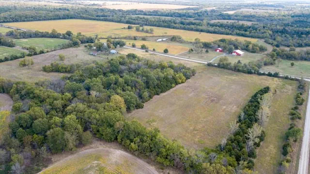 $349,000 | 2222 A State Line Road, Prescott, KS 66767
