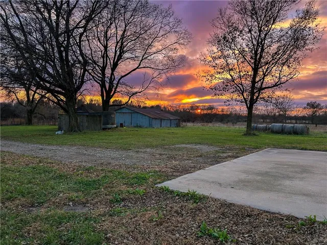 $349,000 | 2222 A State Line Road, Prescott, KS 66767
