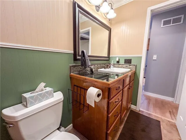 $349,000 | 2222 A State Line Road, Prescott, KS 66767