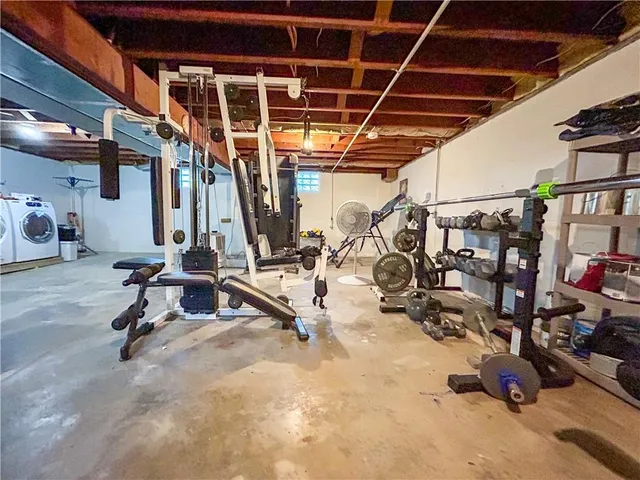 $349,000 | 2222 A State Line Road, Prescott, KS 66767