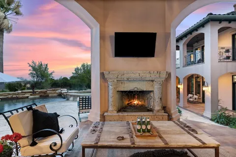 $3,649,000 | 104 Angel Light Drive, Spicewood, TX 78669
