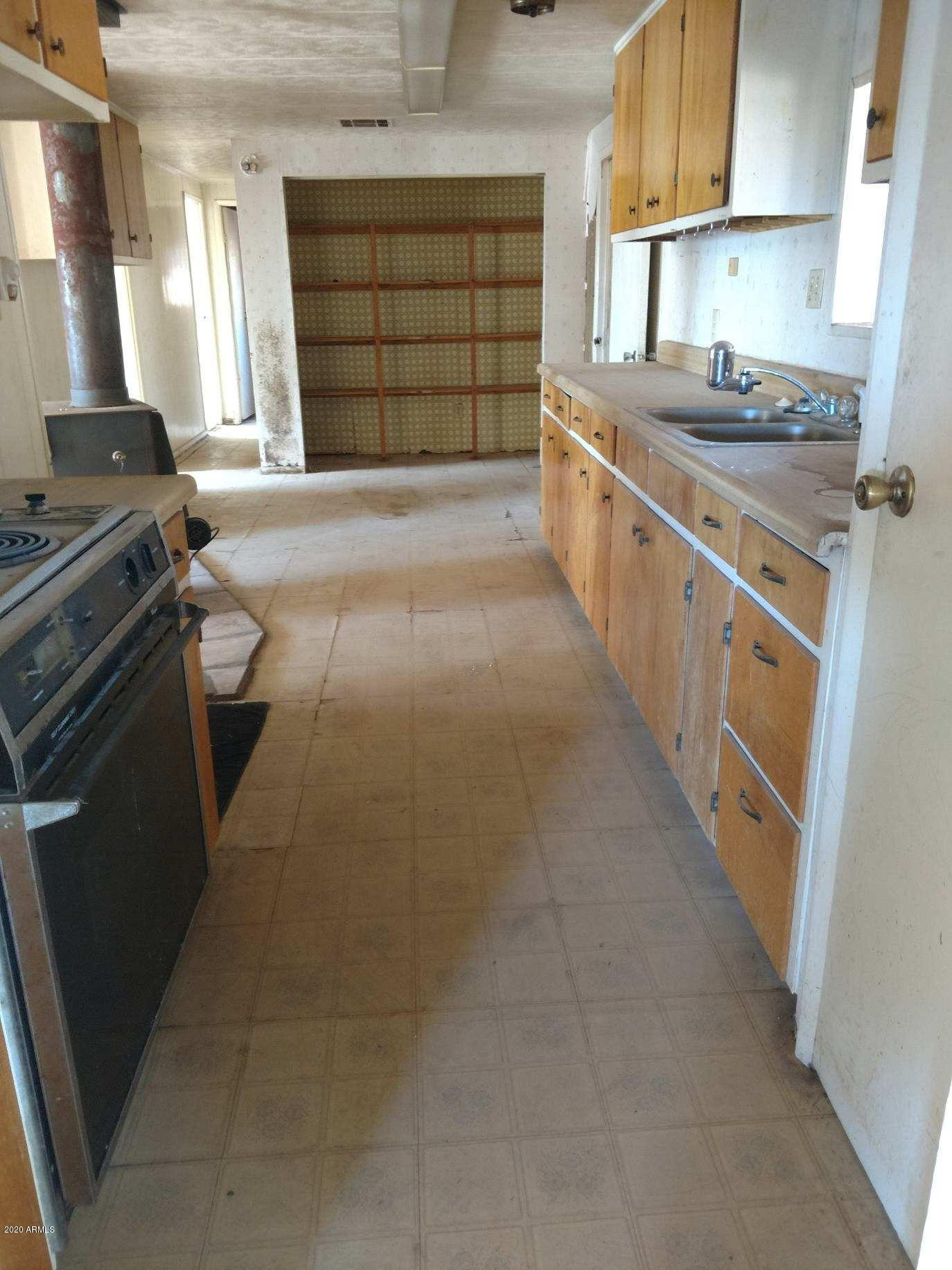 2929 North Bagwell Road Douglas, AZ 85607 - Photo 7 of 14 9