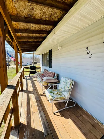 $215,000 | 305 Monroe Avenue, Big Rapids, MI 49307