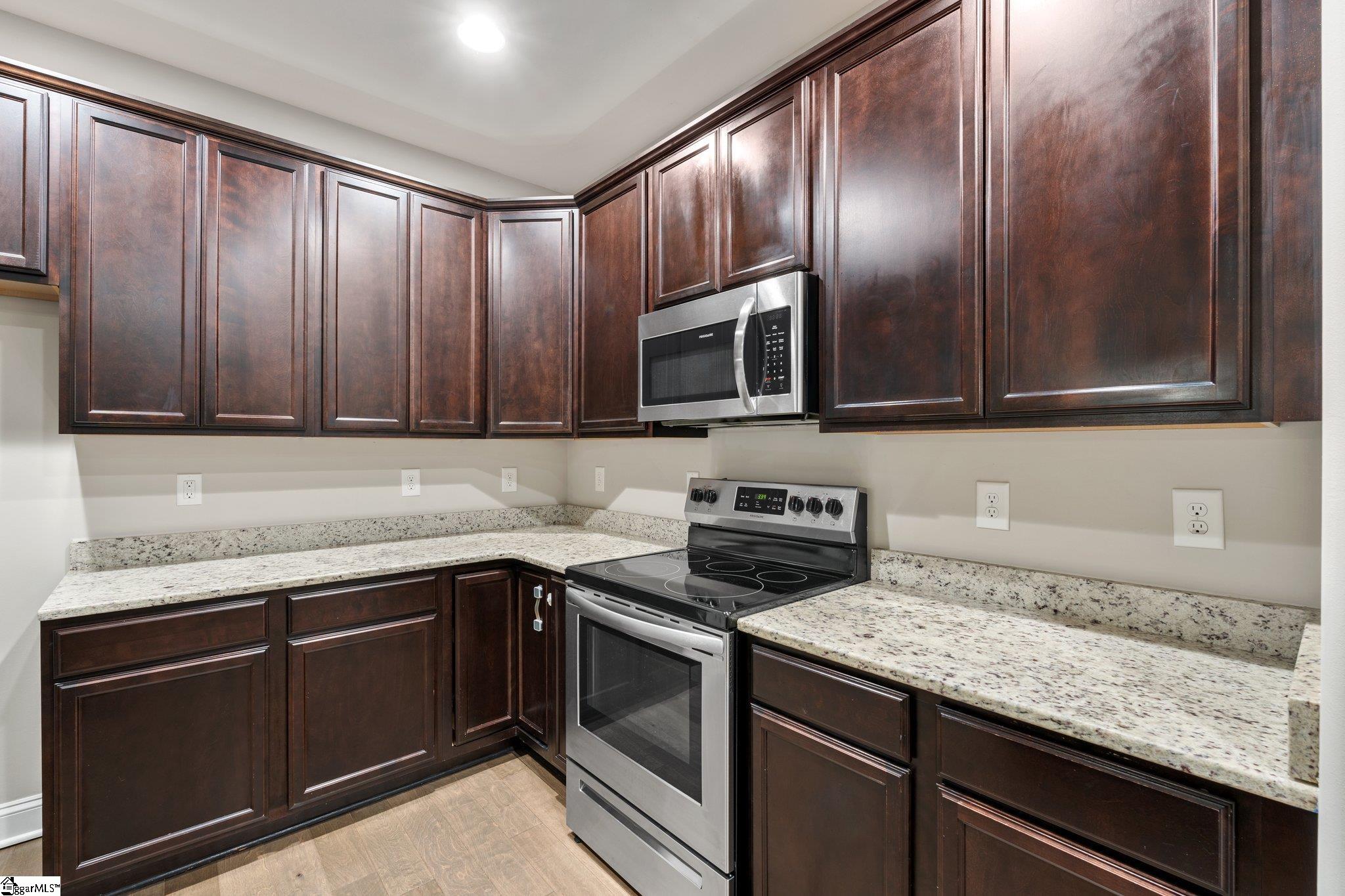308 Timbertrail Way Travelers Rest, SC 29690 - Photo 13 of 36 Gallery Image 13
