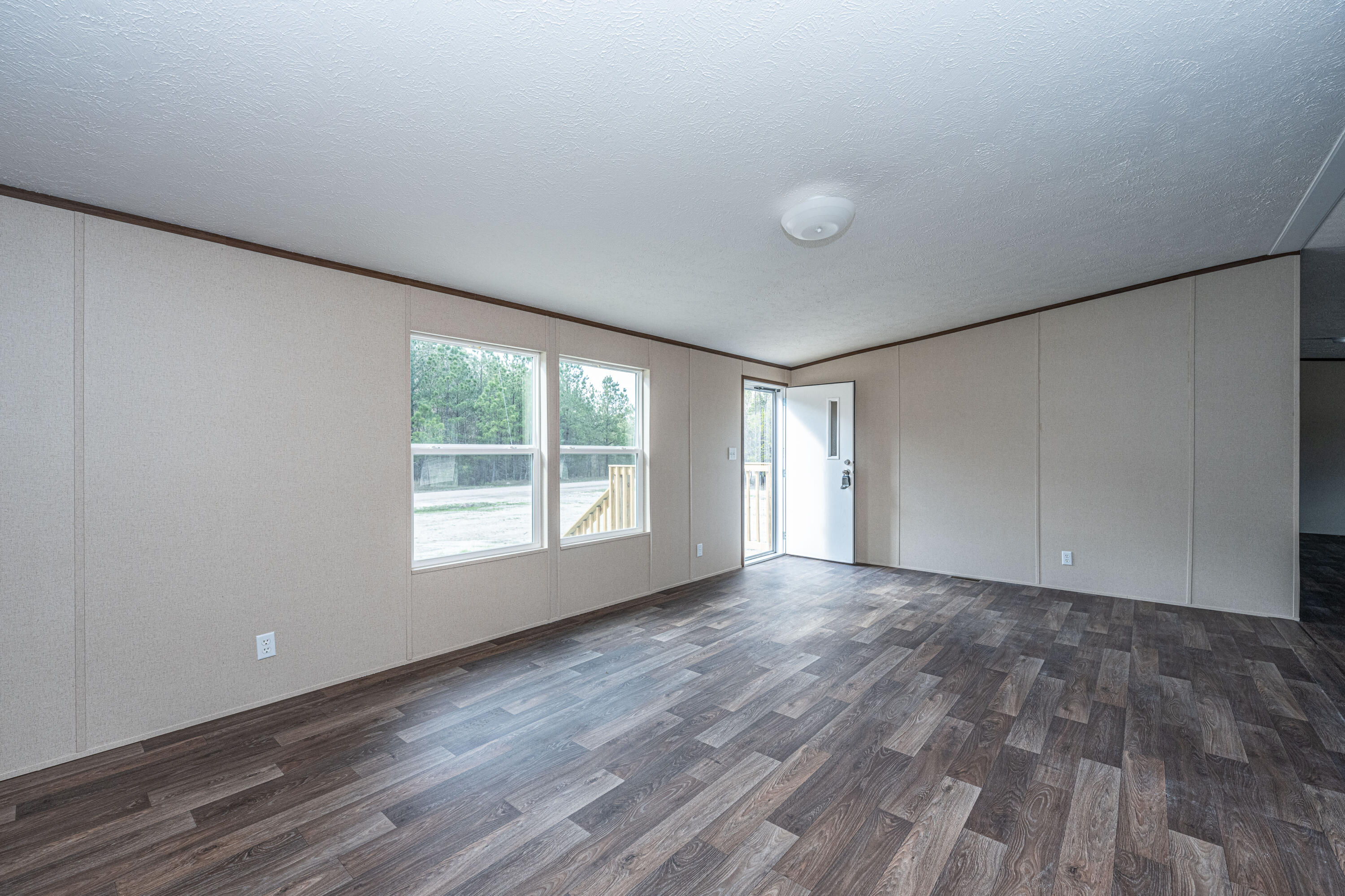 161 Kickback Cove Round O, SC 29474 - Photo 9 of 32 Living Room
