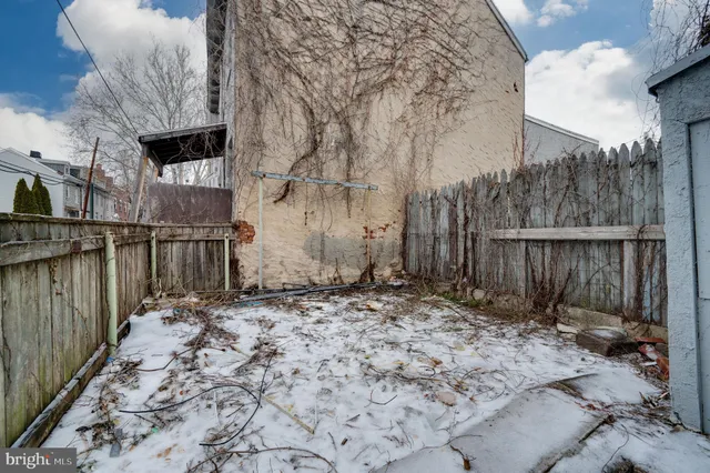 $215,000 | 929 Spruce Street, Reading, PA 19602