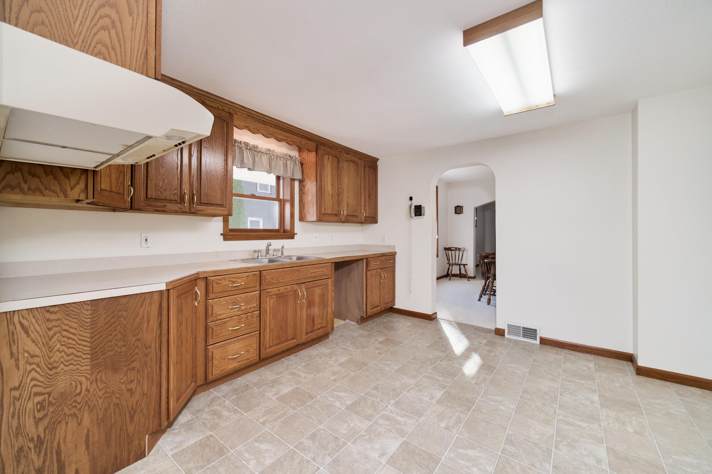 613 Ramsdell Street Manistee, MI 49660 - Photo 16 of 49 Kitchen