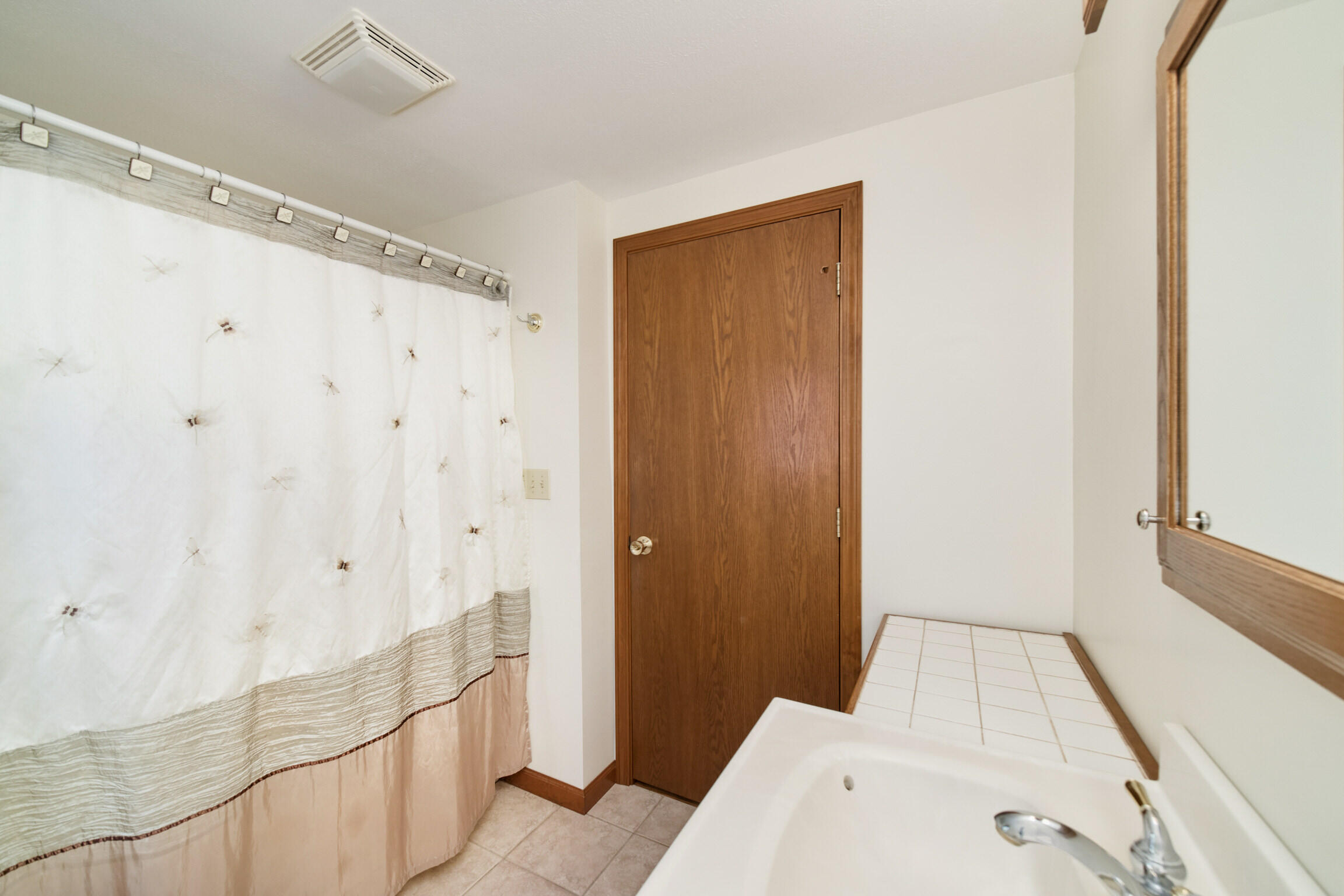 613 Ramsdell Street Manistee, MI 49660 - Photo 23 of 49 Full Bathroom