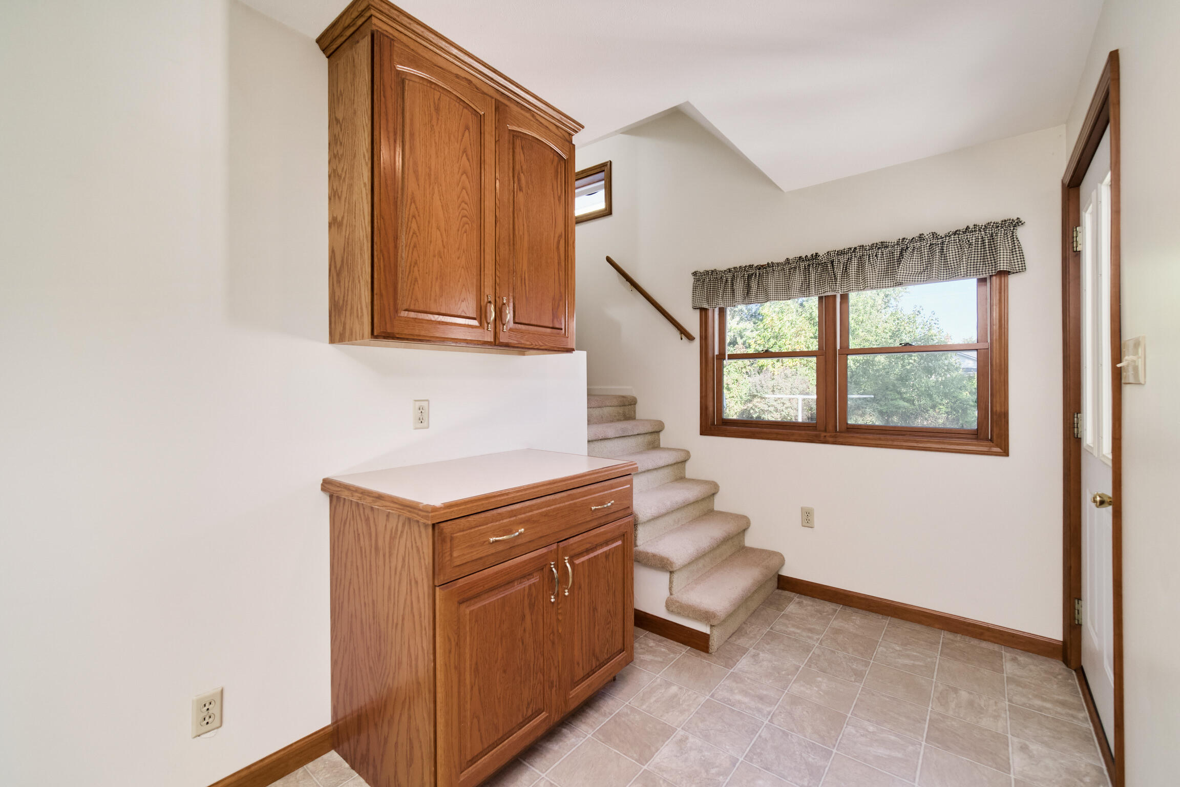 613 Ramsdell Street Manistee, MI 49660 - Photo 24 of 49 Stairs Upstairs