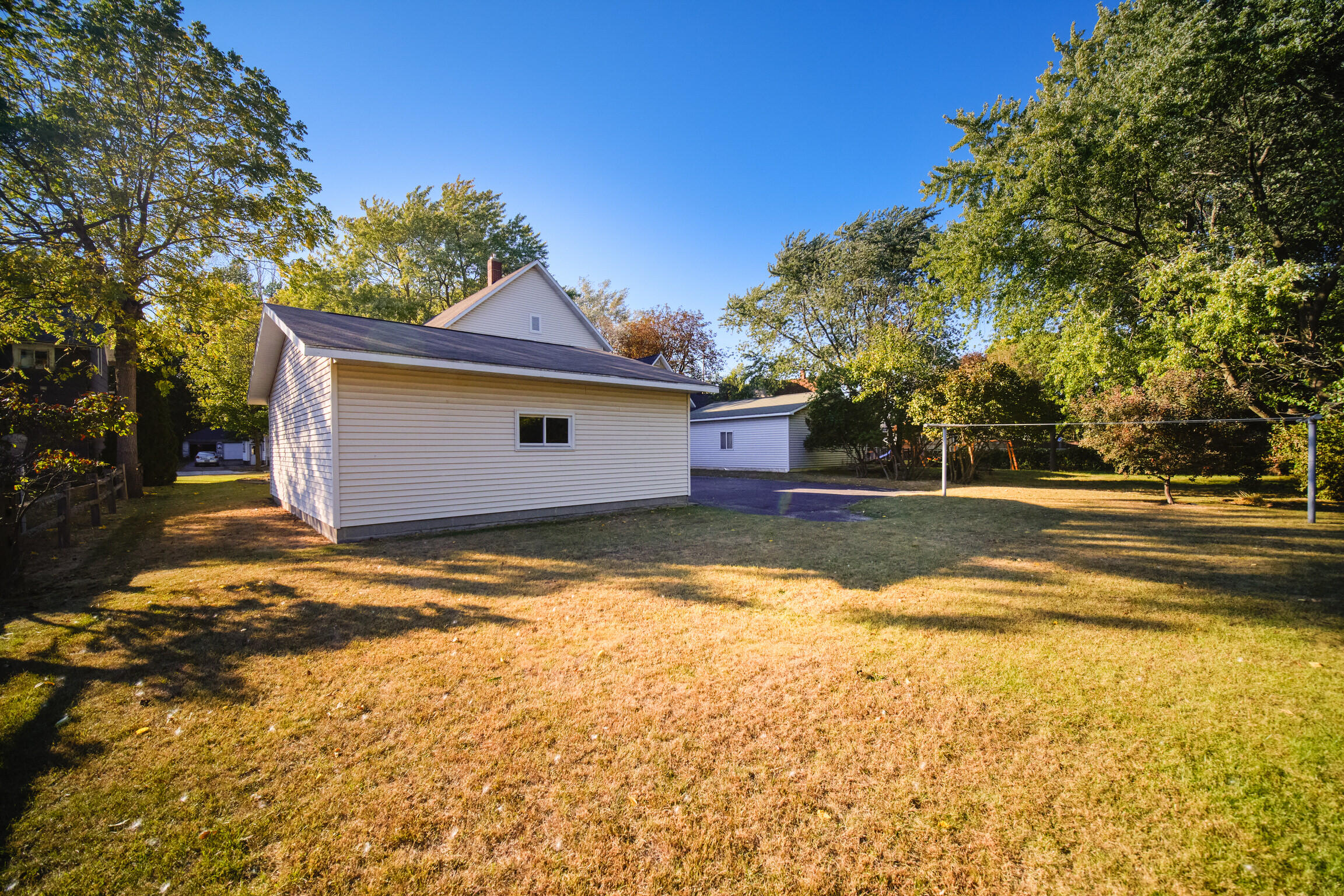 613 Ramsdell Street Manistee, MI 49660 - Photo 47 of 49 Back Yard