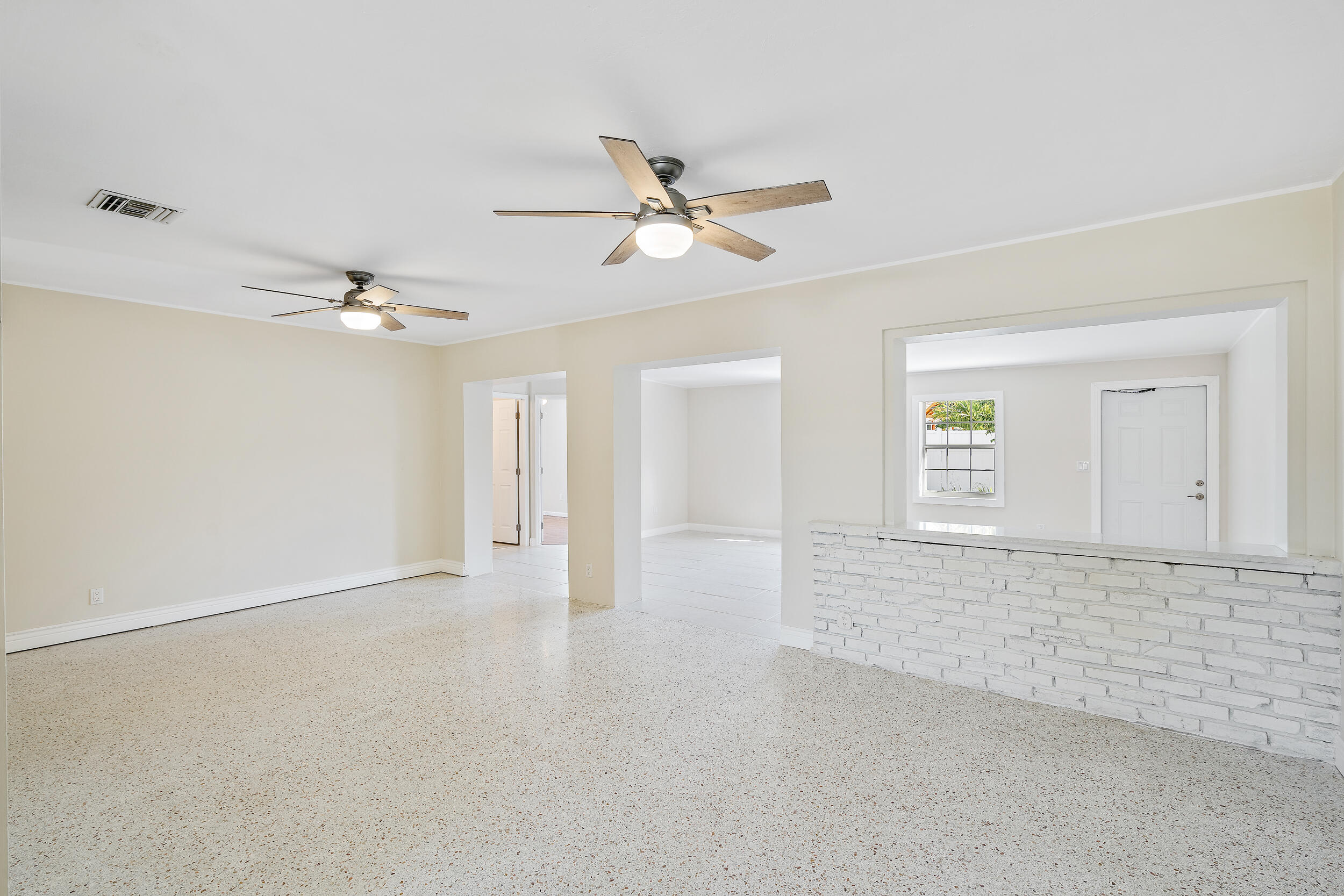 520 Inlet Road North Palm Beach, FL 33408 - Photo 8 of 26 Interior