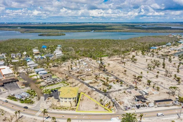 $2,300,000 | 2915 Estero Boulevard, Fort Myers Beach, FL 33931