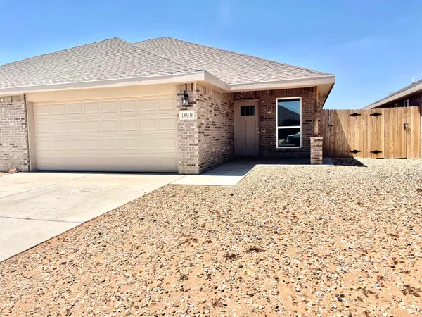 $1,275 | 1303 North Colton Avenue, Unit B, Lubbock, TX 79416