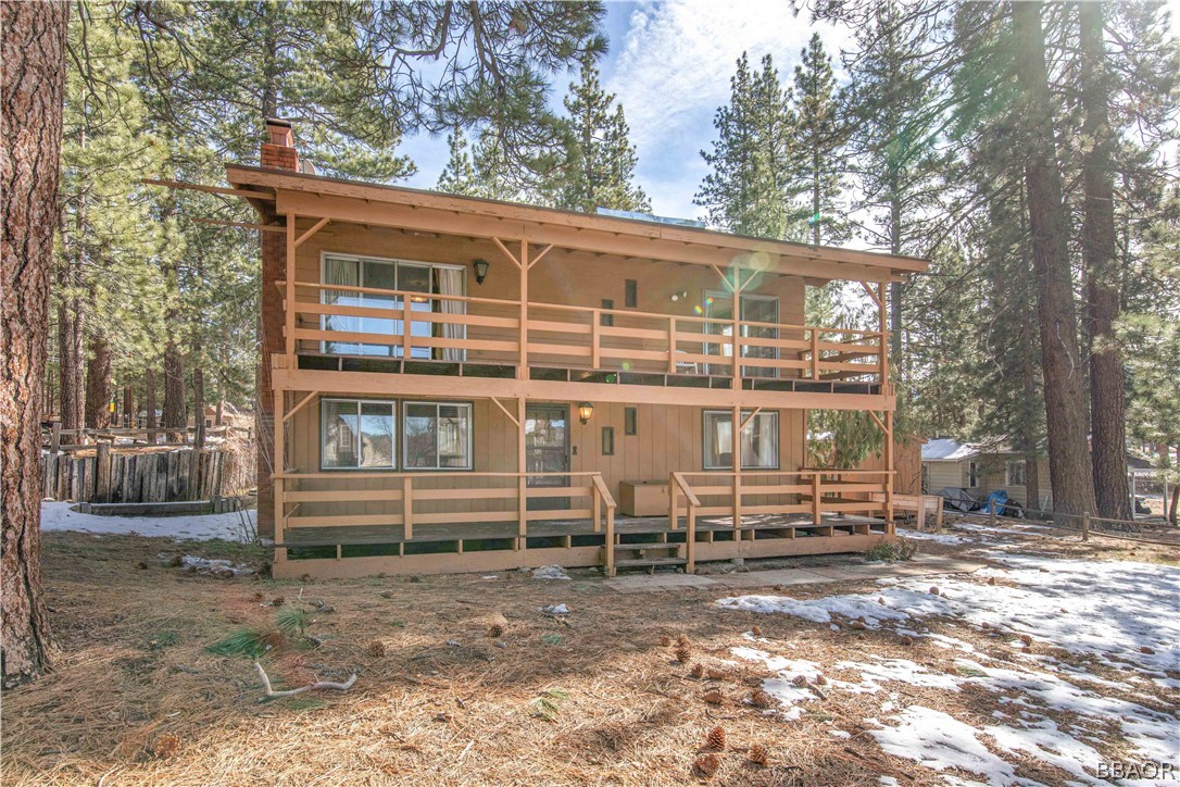458 Edgemoor Road Big Bear Lake, CA 92315 - Photo 2 of 47 a view of a house with a yard