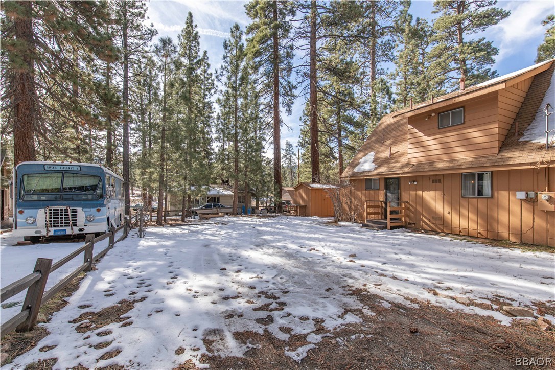 458 Edgemoor Road Big Bear Lake, CA 92315 - Photo 40 of 47 a view of a house with a yard