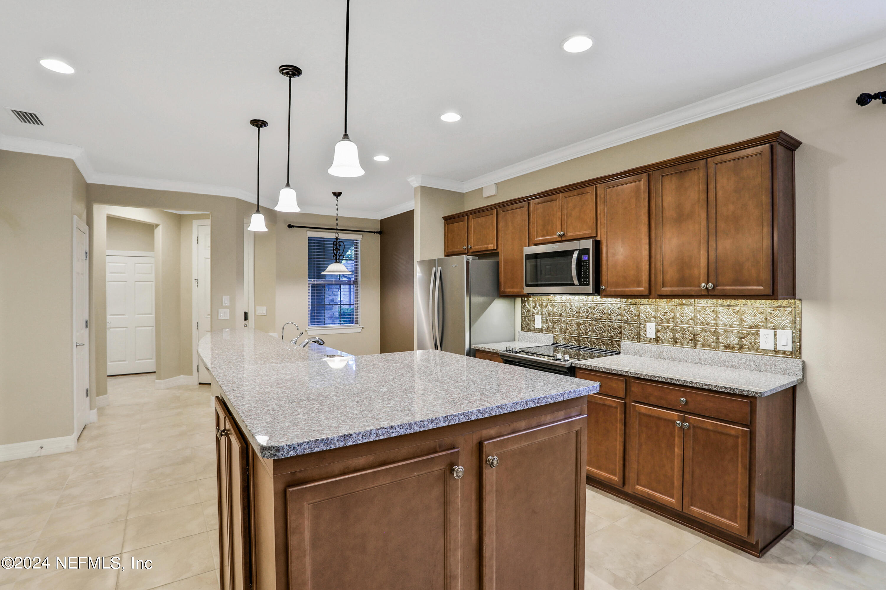 75 Sabal Ridge Trail Ponte Vedra, FL 32081 - Photo 16 of 57 Large Kitchen Island