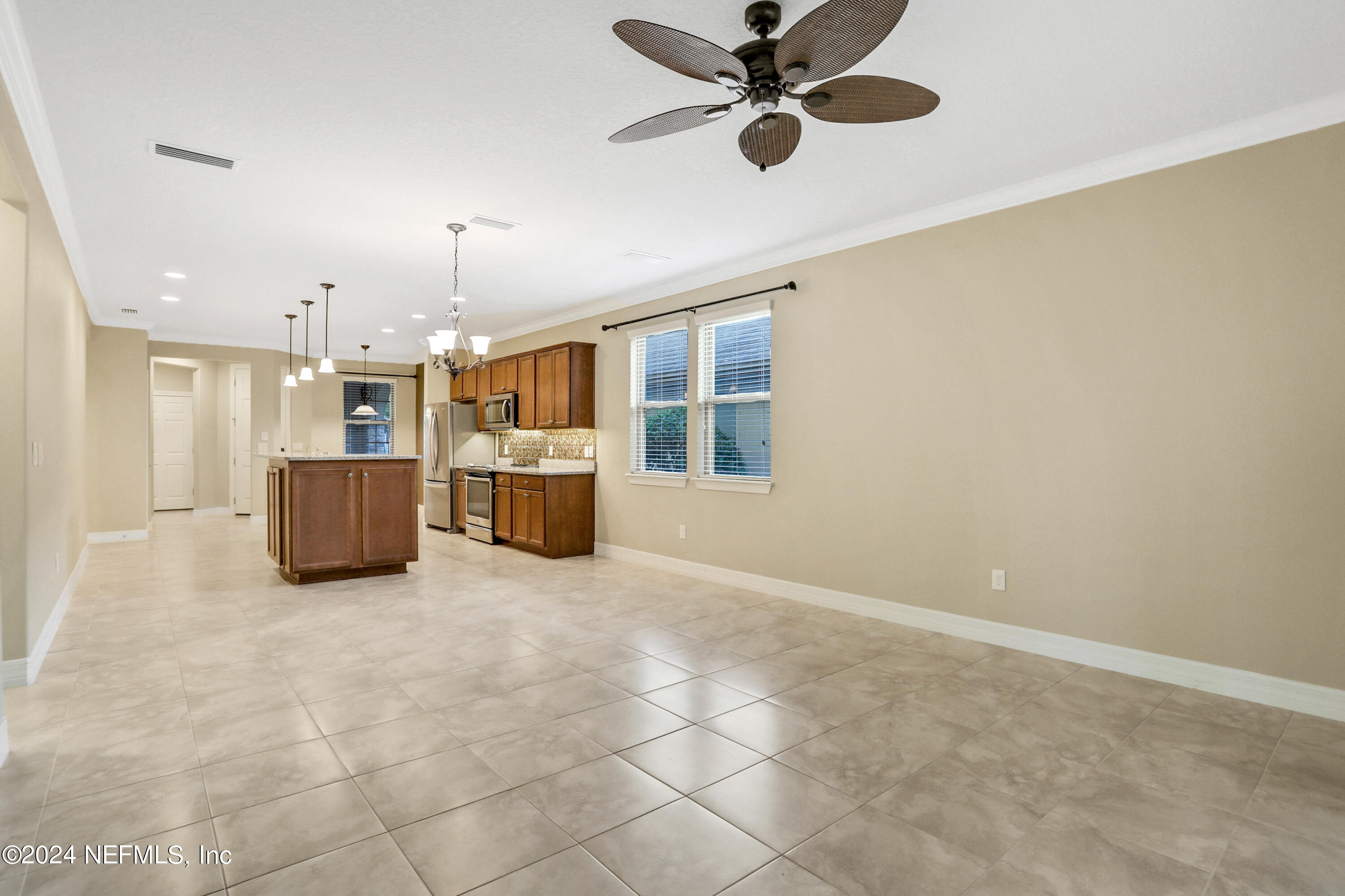 75 Sabal Ridge Trail Ponte Vedra, FL 32081 - Photo 18 of 57 Neutral Tile Throughout