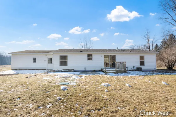 $220,000 | 20436 Freedom Drive, Pierson, MI 49339