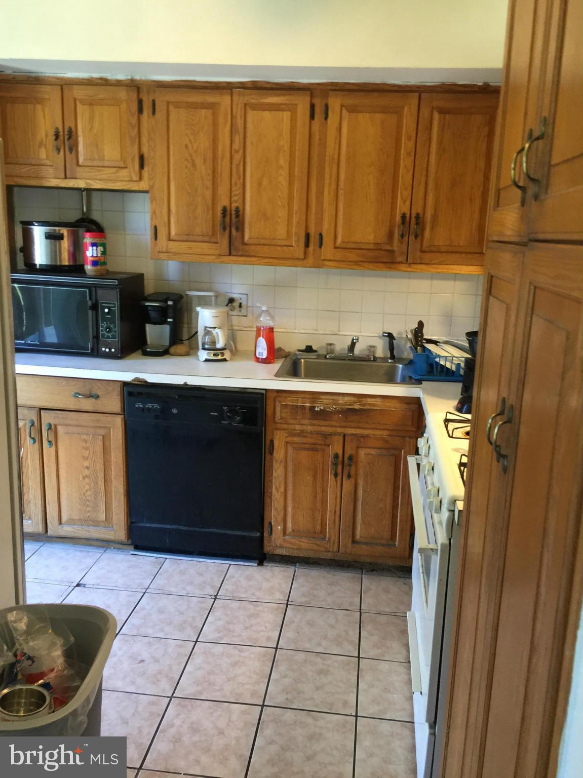 3910 Bel Pre Road, Unit 7 Silver Spring, MD 20906 - Photo 2 of 10 Kitchen