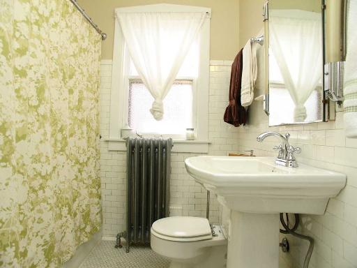 212 Lawton Road Riverside, IL 60546 - Photo 14 of 16